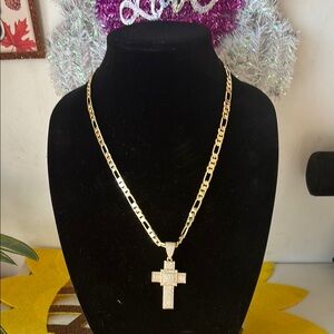 Gold Cross Pendant Necklace14 k gold plated alta calidad